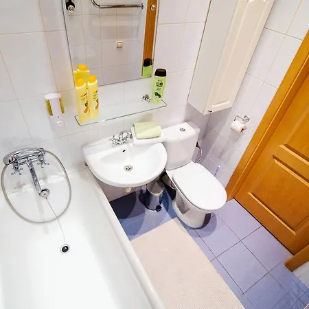 Tvoy Ostrov Na Yanki Kupala Apartament Mińsk